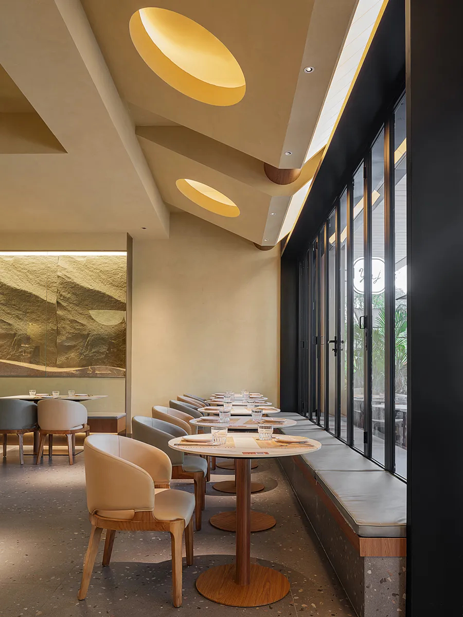 沙漠戈壁主題 御牛紀 · 巖烤牛排連鎖西餐廳裝修設計方案(圖2) 沙漠戈壁主題 御牛紀 · 巖烤牛排連鎖西餐廳裝修設計方案(圖2)