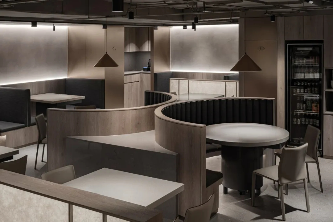 鄭州金博大推薦浩爺羊蝎子火鍋店裝修設(shè)計(jì)方案 (圖6) 鄭州金博大推薦浩爺羊蝎子火鍋店裝修設(shè)計(jì)方案 (圖6)