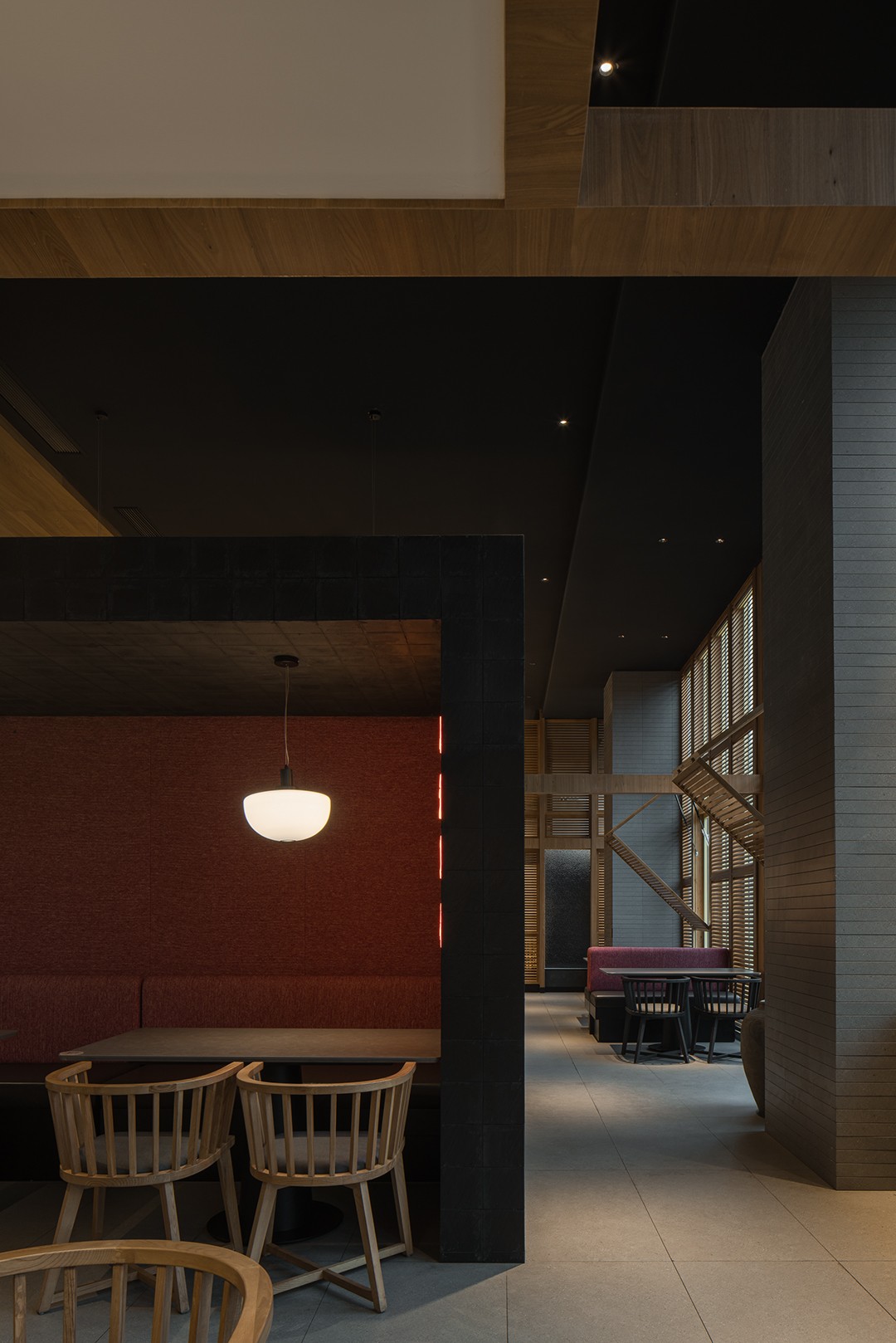 鄭州金博大推薦席萃小廚川菜館裝修設計方案(圖3) 鄭州金博大推薦席萃小廚川菜館裝修設計方案(圖3)