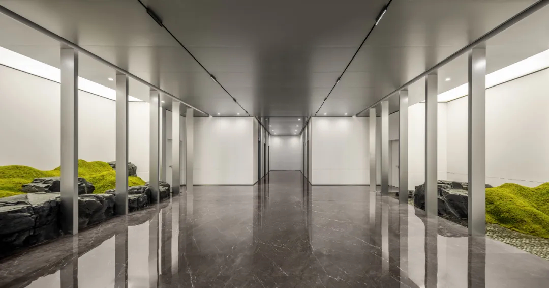 2萬6千平現(xiàn)代花園式商務(wù)辦公樓裝修設(shè)計方案(圖6) 2萬6千平現(xiàn)代花園式商務(wù)辦公樓裝修設(shè)計方案(圖6)