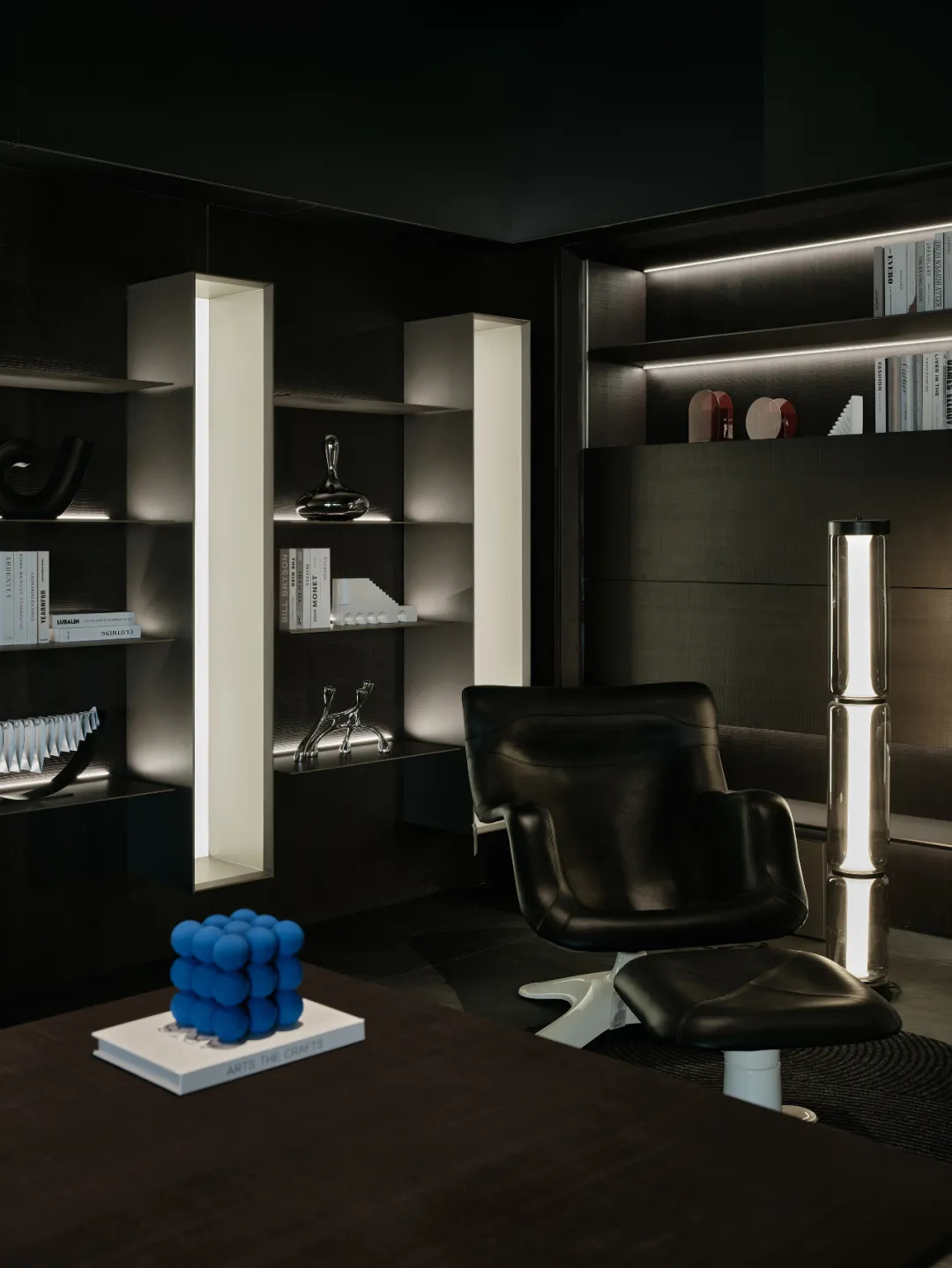 500平辦公家具企業(yè)展廳兼企業(yè)接待會(huì)所裝修設(shè)計(jì)(圖3) 500平辦公家具企業(yè)展廳兼企業(yè)接待會(huì)所裝修設(shè)計(jì)(圖3)