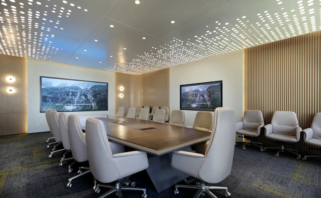 1200平現(xiàn)代東方珠光律師事務所裝修設計(圖9) 1200平現(xiàn)代東方珠光律師事務所裝修設計(圖9)