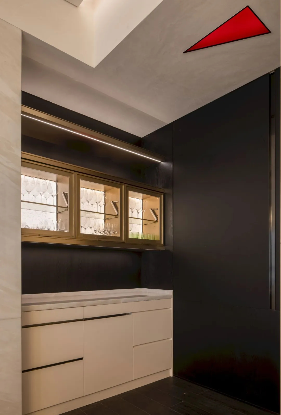 鄭州金博大推薦協(xié)成連鎖海鮮火鍋店裝修設(shè)計(jì)(圖5) 鄭州金博大推薦協(xié)成連鎖海鮮火鍋店裝修設(shè)計(jì)(圖5)