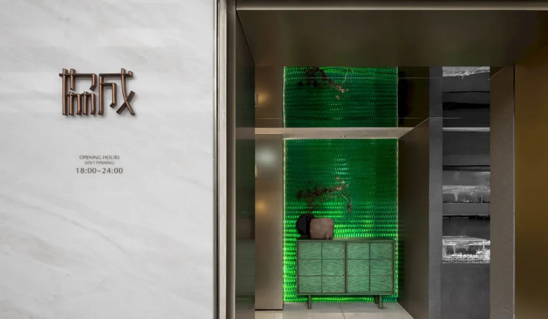 鄭州金博大推薦協(xié)成連鎖海鮮火鍋店裝修設(shè)計(jì)(圖2) 鄭州金博大推薦協(xié)成連鎖海鮮火鍋店裝修設(shè)計(jì)(圖2)