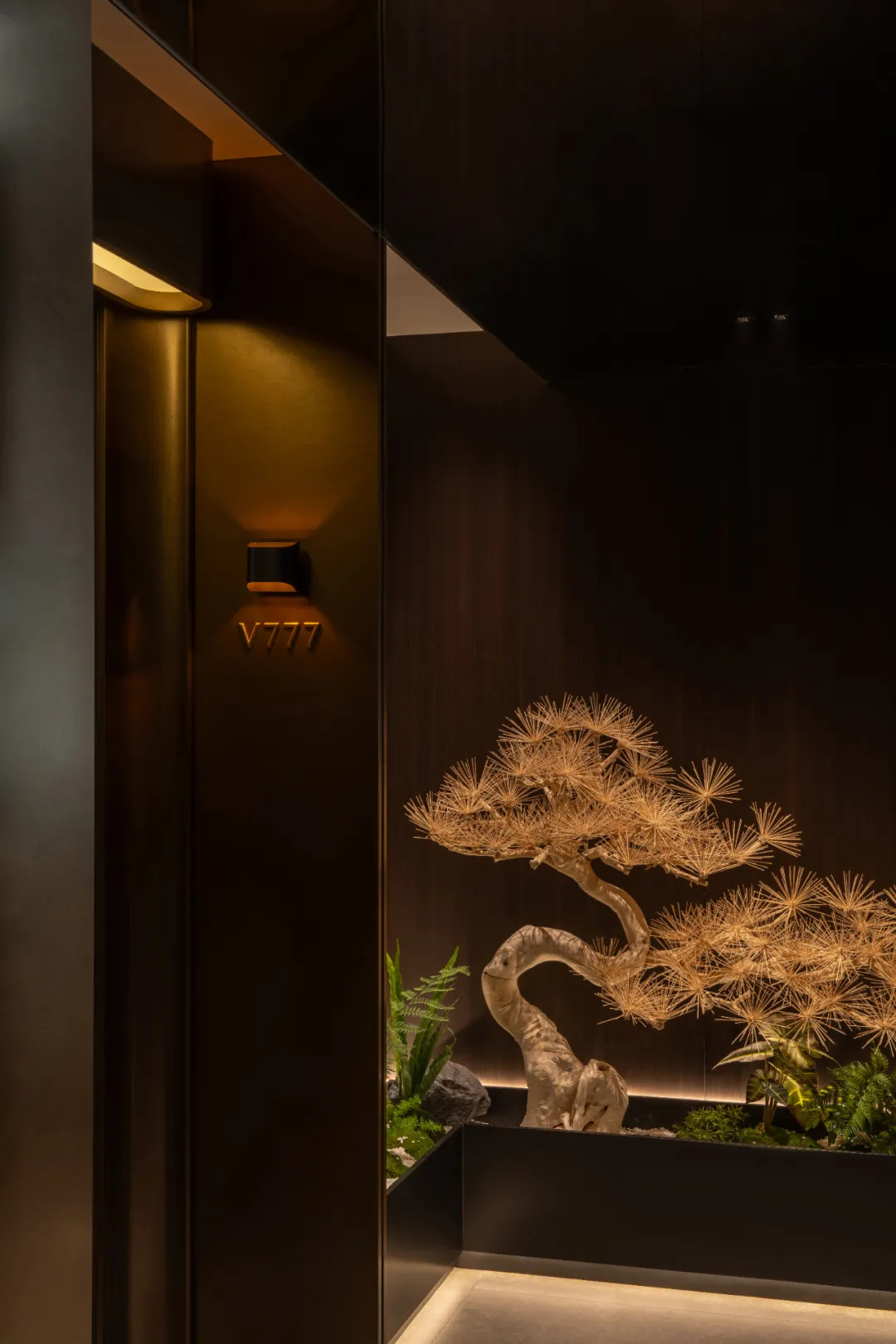 MEI·LIYUAN 高端商務(wù)海鮮火鍋店裝修設(shè)計(jì)(圖1) MEI·LIYUAN 高端商務(wù)海鮮火鍋店裝修設(shè)計(jì)(圖1)