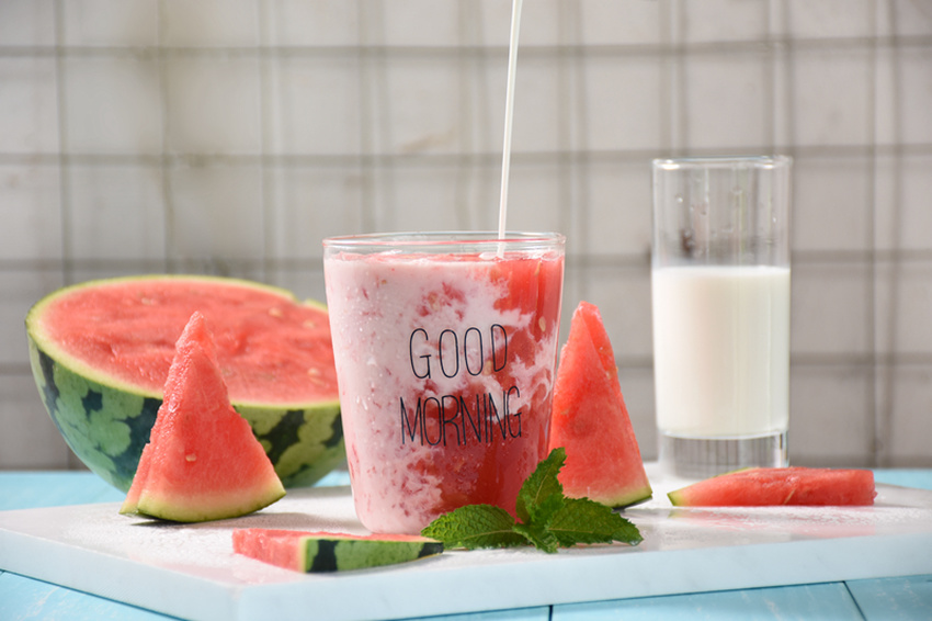 鄭州茶飲店裝修設計公司如何打造新茶飲(圖2) 鄭州茶飲店裝修設計公司如何打造新茶飲(圖2)